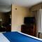 Holiday Inn Express Hotel & Suites Acme-Traverse City by IHG