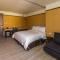 Q21 Hotel