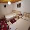 Tomor Shehu Guest House
