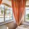 Altura Prime - 5 Suites, Private Pool and Parking, Walk to Beach