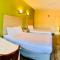 Weston Inn & Suites