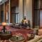 HUALUXE Yangjiang City Center