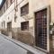 Refined flat with private loggia in San Frediano