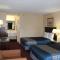 Carom Inn a Travelodge by Wyndham Denham Springs-Baton Rouge - Denham Springs