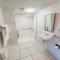 Quality Inn & Suites Orlando East - UCF Area - Orlando