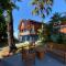 Oasis Hotel