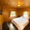 ITH Big Bear Lake Hostel & Lodge - بيغ بير لاكي