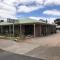Lake Albert Motel