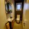 Fiordland Eco-Retreat -- Panoramic Views -- Hot Tub