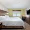 Holiday Inn Express Alpharetta - Roswell by IHG