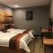 JUN Hotels Hebei Baoding Rongcheng Baiyangdian High-Speed Railway Station - Baoding