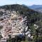 Traditional House with Amazing View - Chlomós