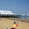 Sandy Feet Retreat, reduced ferry fair, please contact us direct - Sandown