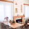 Elias House Traditional & Cozy by 8essentially