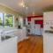 Snowcano Cottage - Rangataua Holiday Home