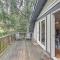 Modern Farmhouse Duplex by Stream, 4 Mi to Boone! - 布洛英罗克山 Modern Farmhouse Duplex by Stream, 4 Mi to Boone! - 布洛英罗克山
