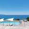 Blue Horizon Villas with Private Pool & Sea View - Plateies