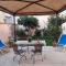 Bild des One bedroom appartement with enclosed garden and wifi at Sestu