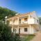 Charming Apartment with Sea View, Gdinj, 70 m², Garden