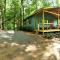 Mountain Laurel Cottage at Hearthstone Cabins and Camping - Pet Friendly - 海伦