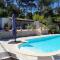 VILLA LA LICORNE Piscine privée, Jacuzzi, Massages, Tennis, Golf à 11km - Belcodène