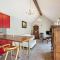 Charming Holiday Home in Geetbets with Terrace - Geetbets