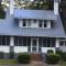 Renovated 1928 bungalow on a former asylum campus - Milledgeville