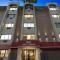 Best Studio Apt in Chicago close to Boystown - Oakdale 204 rep