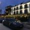 8 Rooms Hotel