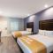 Days Inn & Suites by Wyndham La Porte - Лапорт