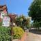 The Lyndsay Guest House