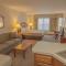 Smart Suites on the Hill