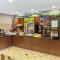 La Quinta by Wyndham Milwaukee Delafield