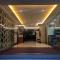 Explorer Suite 1004