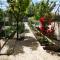Brize Guest House - 图兹拉