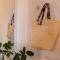TERRA MAGICA DELUXE Apartment Or Room with Free Parking, Terrace and Sea View