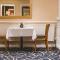 Wycliffe Hotel