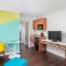 Beachside Hotel and Suites