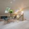 Luxury Coach house next to woodland in Knutsford