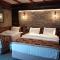 SARIGERME NEW GATE HOTEL