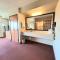 AmeriVu Inn and Suites - Waconia