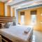 The Train Resort - Your Relaxing Resort with Large Pool & Jacuzzi