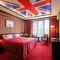 Attache Hotel