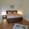 exklusives Studioapartment - in traumhafter Lage direkt am Halensee