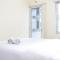 Deluxe & Cozy 4BR Galeri Ciumbuleuit Apartment By Travelio