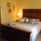 Great Gorge Guesthouse - Walk to the Falls, the Casino and all Downtown Restaurants - Across from the Aquarium - Niagara Falls