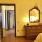 Cottage Tiziana with pool, private terrace and garden by ToscanaTour