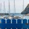 La finestra sul mare by Tizzano House