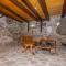 The old stable 1861 - إيموتسكي