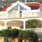 Beachfront apartments Rukavina